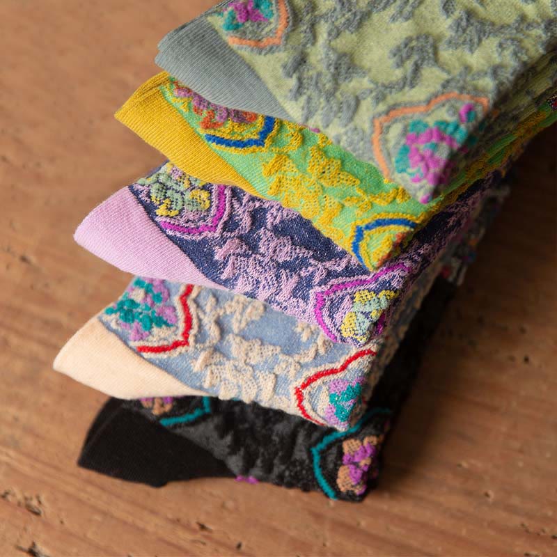 Retro Embossed Floral Pattern Micro Crew Women Cotton Socks - Image 28