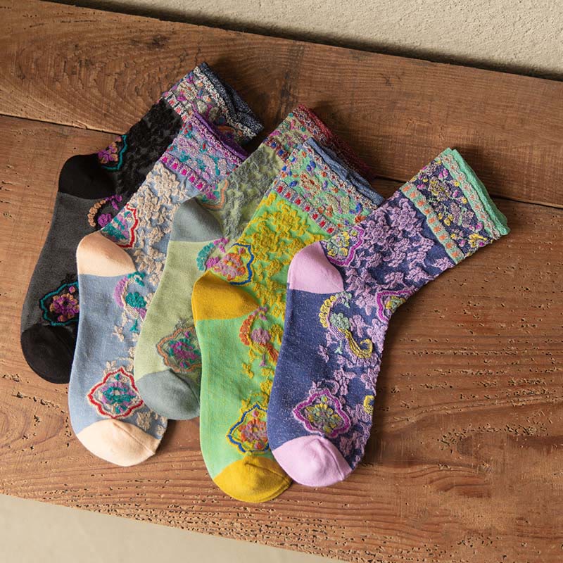 Retro Embossed Floral Pattern Micro Crew Women Cotton Socks - Image 23