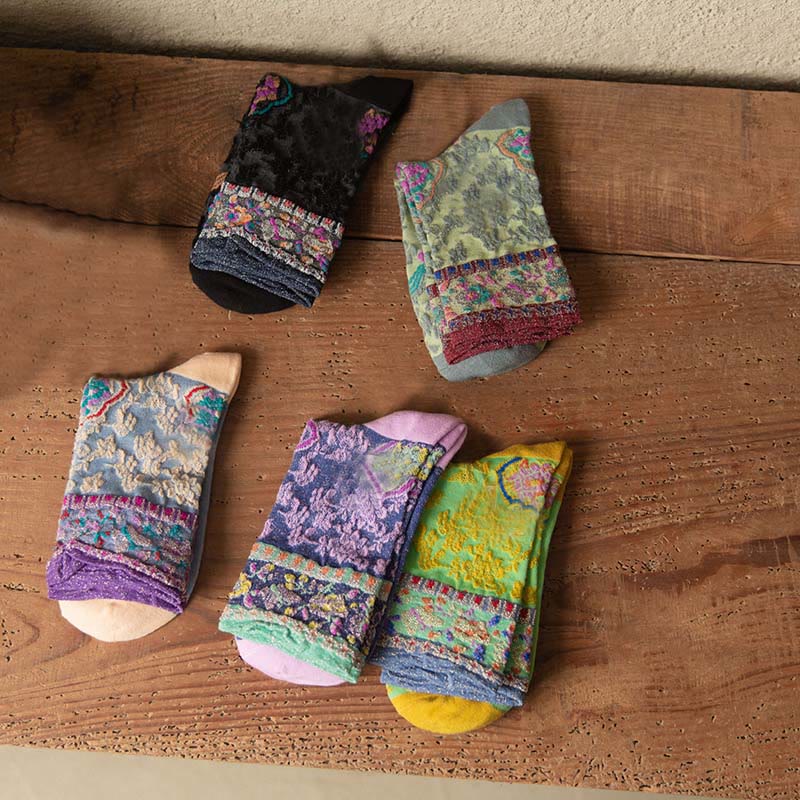 Retro Embossed Floral Pattern Micro Crew Women Cotton Socks - Image 25