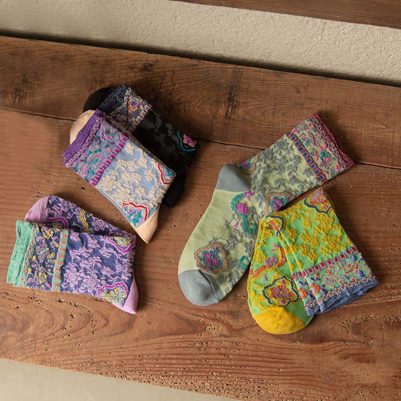Retro Embossed Floral Pattern Micro Crew Women Cotton Socks - Image 26